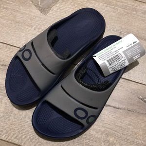 New oofos!! (Unisex EU 38)